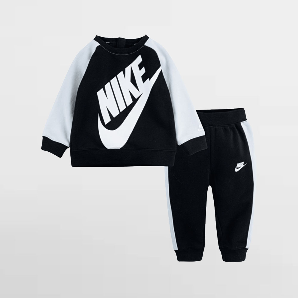 NIKE INF. OVERSIZED FUTURA CREW SET - 66F563 023