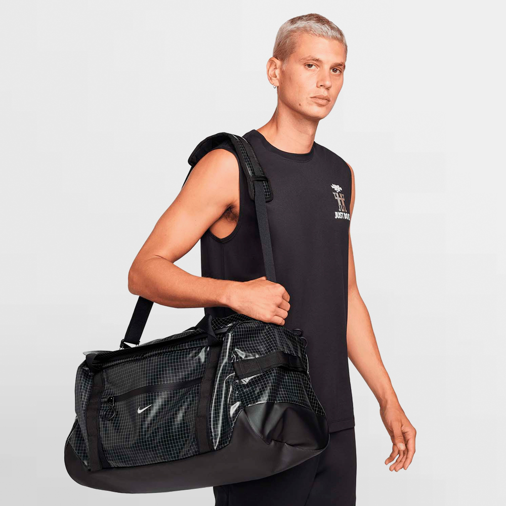 NIKE BOLSO HIKE - DJ9680 010