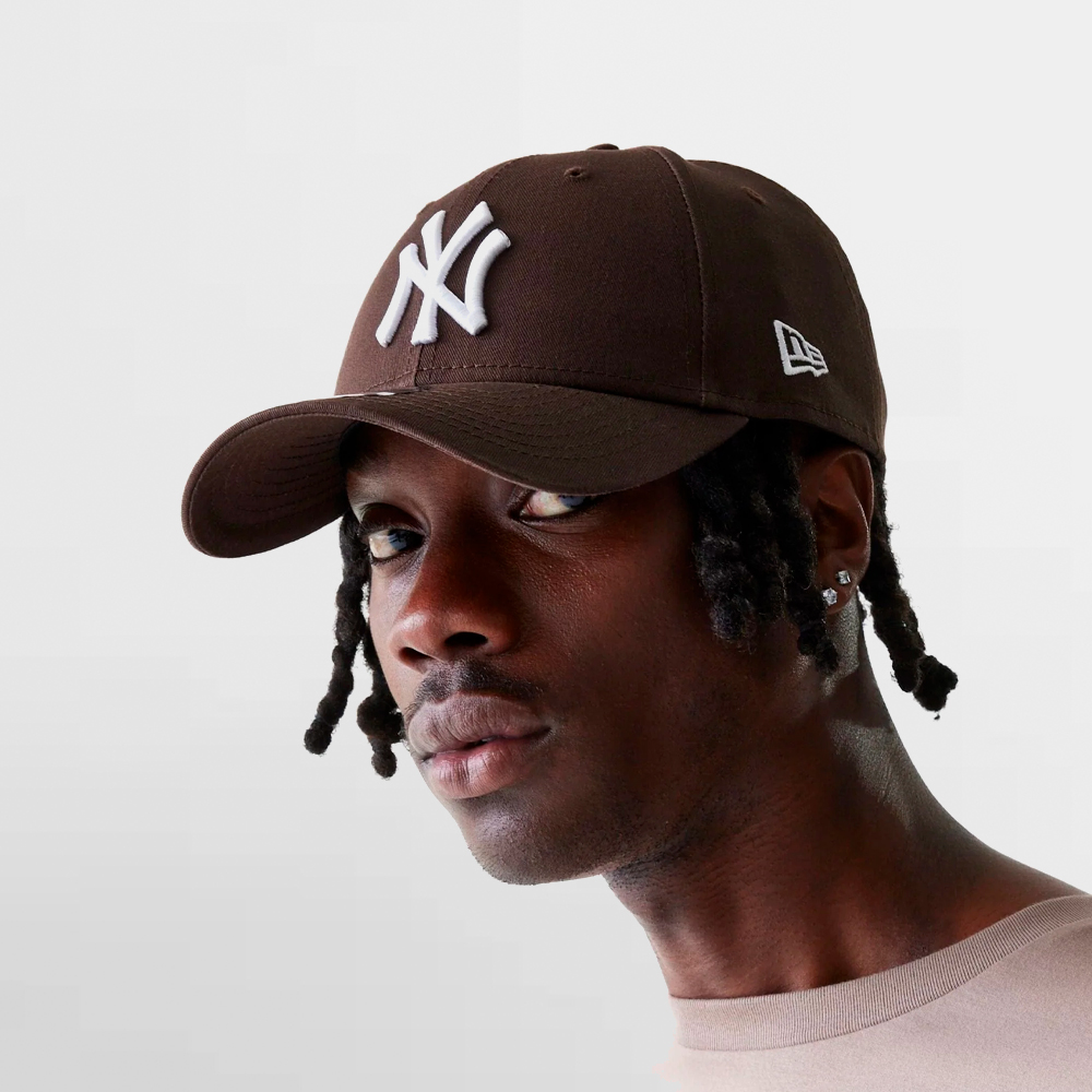 NEW ERA GORRA LEAGUE ESSENTIAL 9FORTY ( YANKEES ) - 60471458