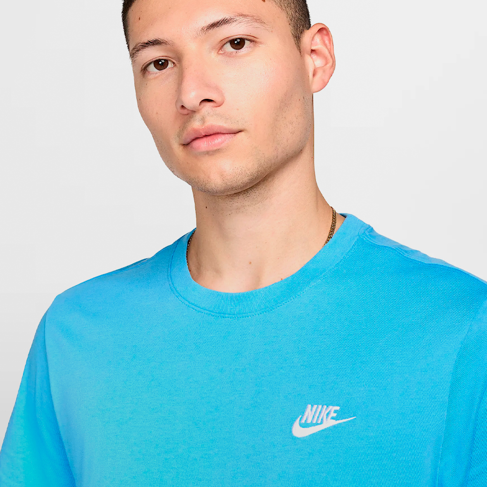 NIKE CAMISETA NSW EMBROIRED TEE - AR4997 412