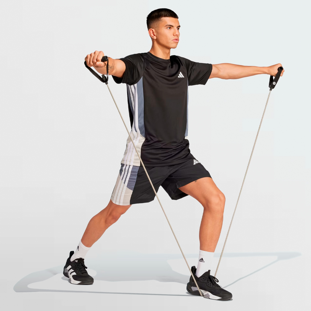 ADIDAS PANT. CORTO TR ESS CB SHORT - JI8393