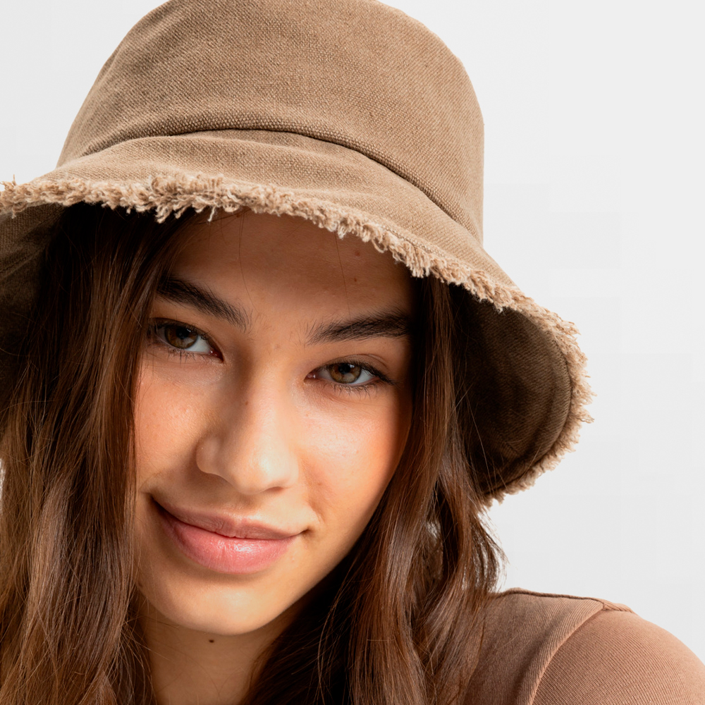 ROXY GORRO W. VICTIM OF LOVE - ERJHA04370 CZU0