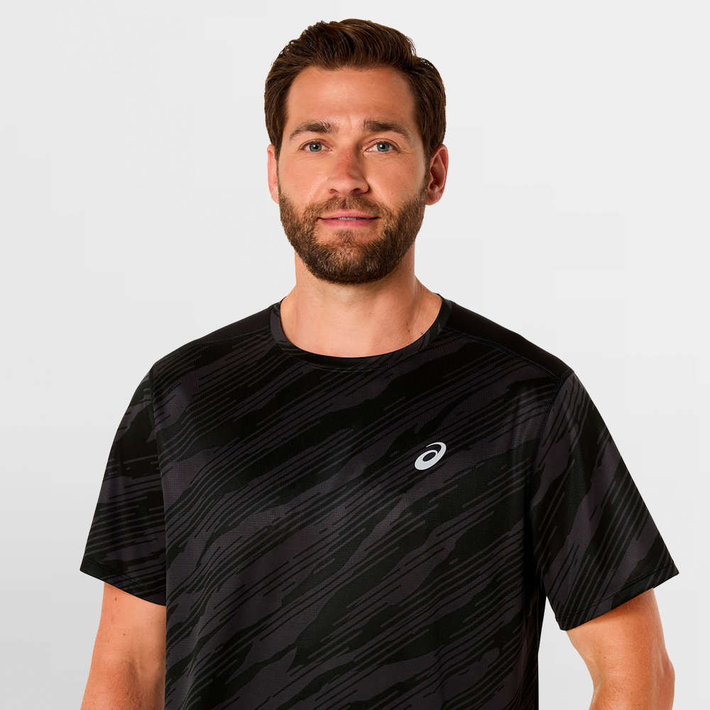 ASICS CAMISETA CORE ALL OVER PRINT SS TOP - 2011D212 001