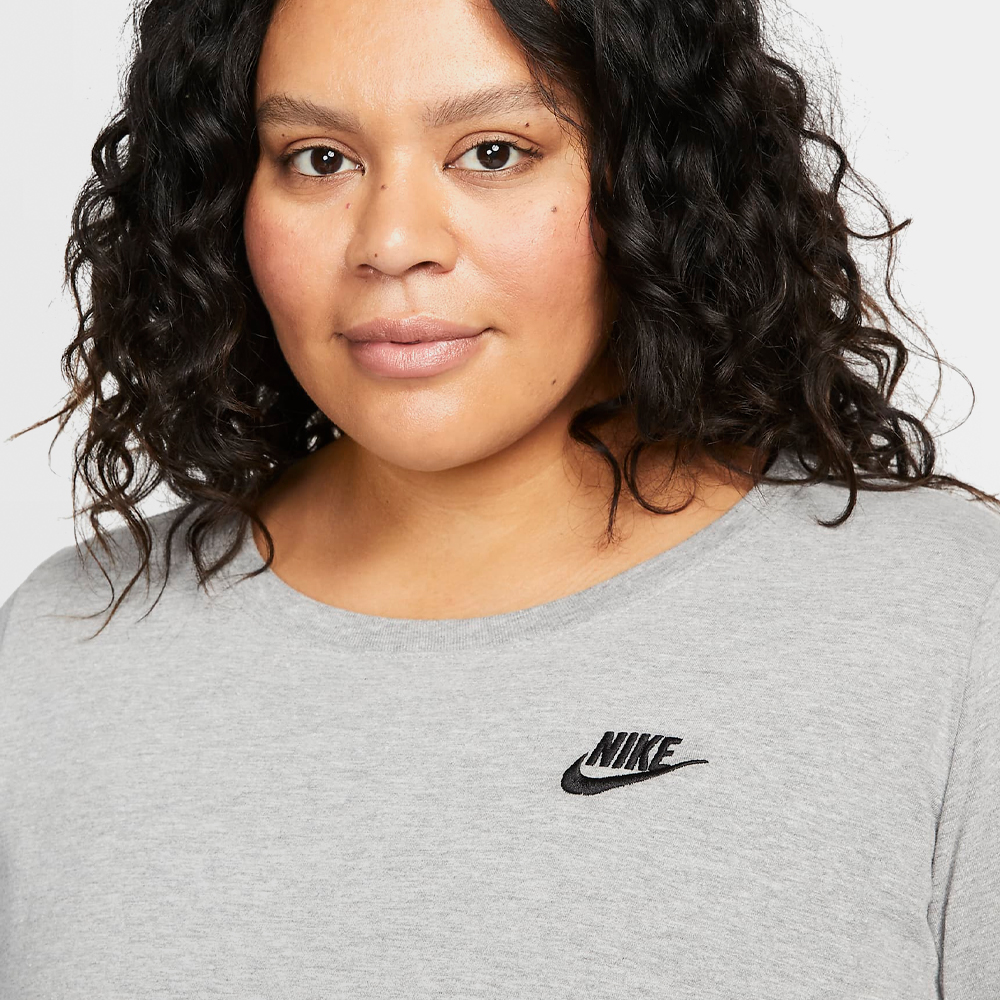 NIKE CAMISETA W. NSW CLUB ESSENTIALS OS (PLUS SIZE) - FD0646 063