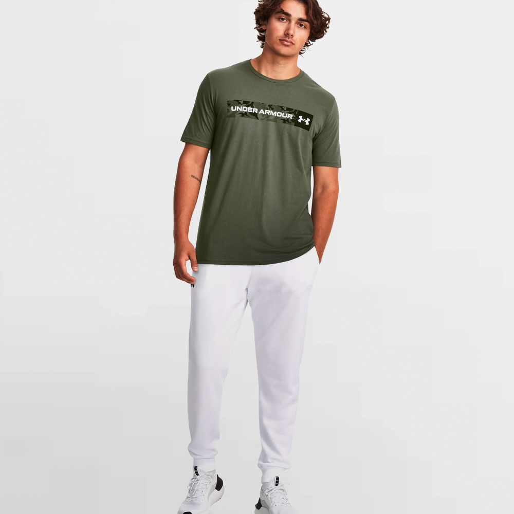 UNDER ARMOUR CAMISETA UA CAMO CHEST STRIPE - 1376830 390