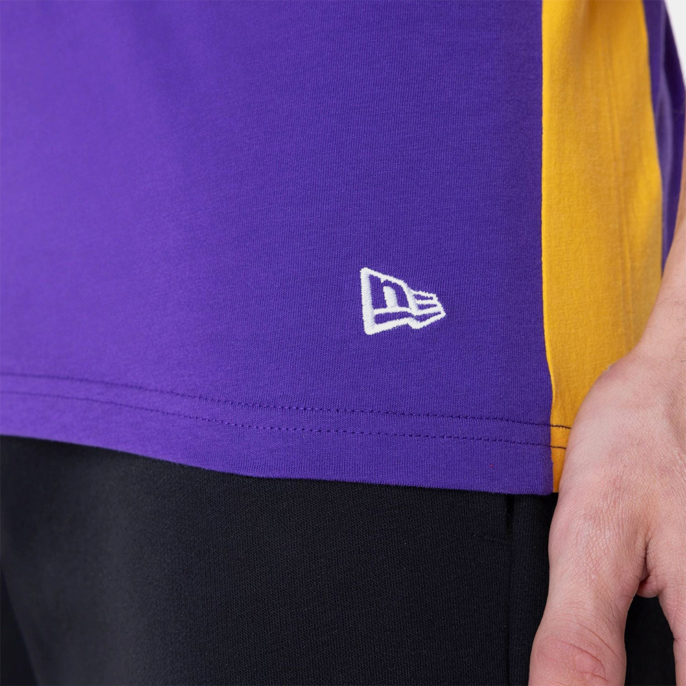 NEW ERA CAMISILLA NBA PANEL SVLS TEE ( LAKERS ) - 60596406