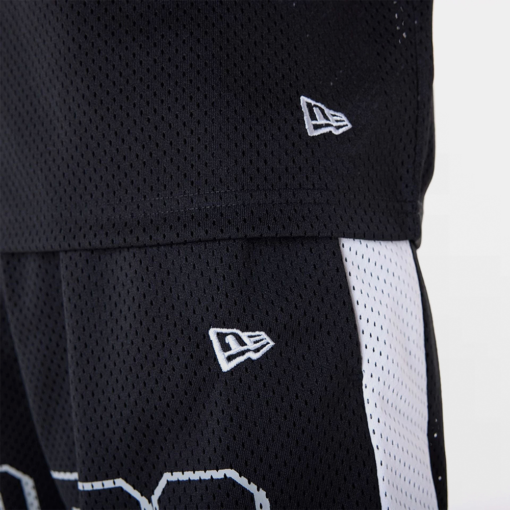 NEW ERA PANT. CORTO NFL GRAPHIC SHORT ( RAIDERS ) - 60596395