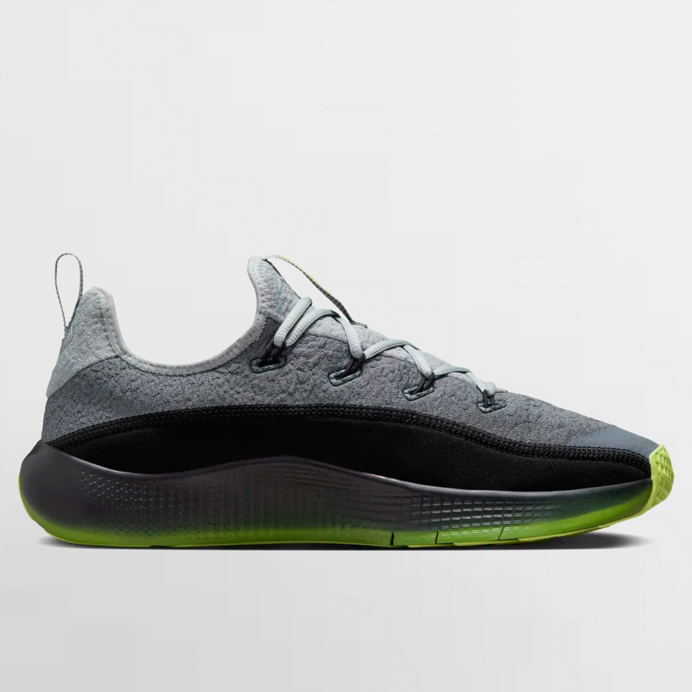 NIKE CALZADO LEBRON TR 1 - FJ6151 001