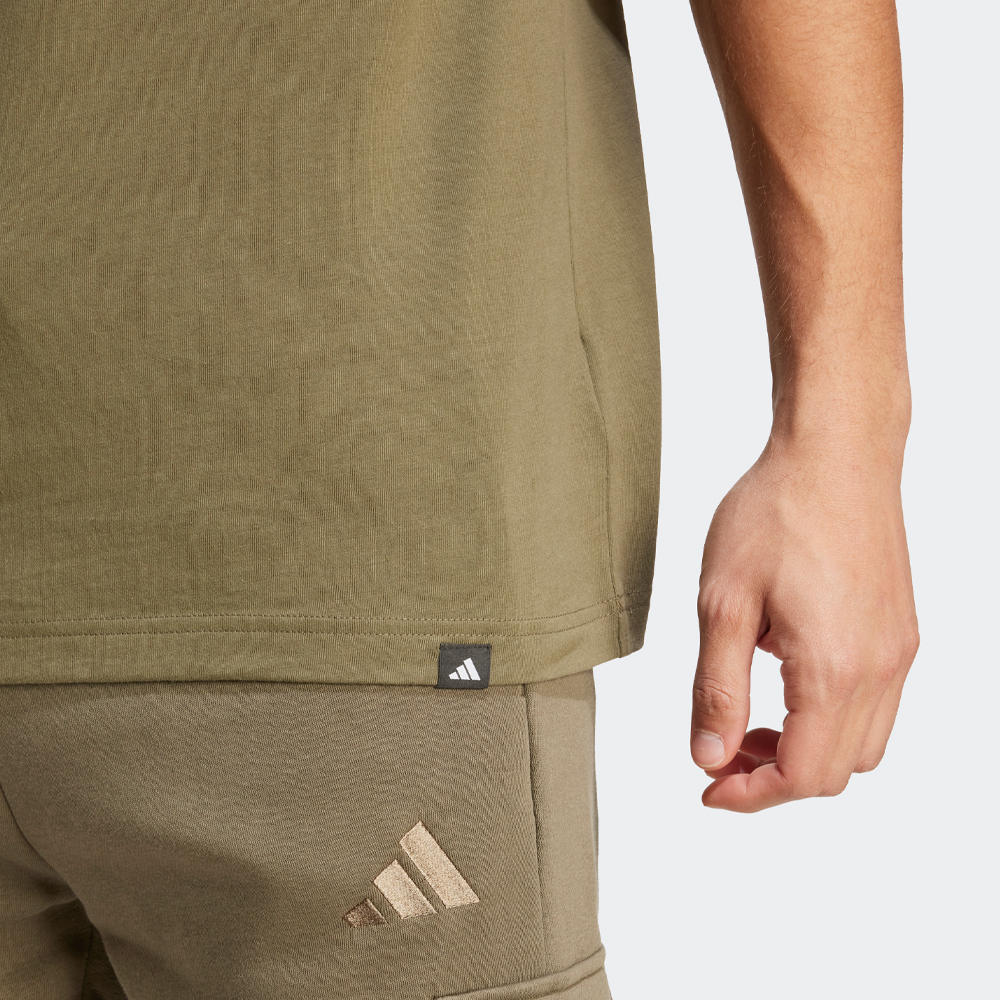 ADIDAS CAMISETA CAMO SCRIPT TEE - JM6371