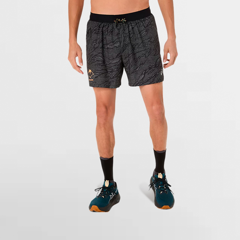 ASICS PANT. CORTO FUJITRAIL ALL OVER PRINT 5IN SHORT - 2011D392 001