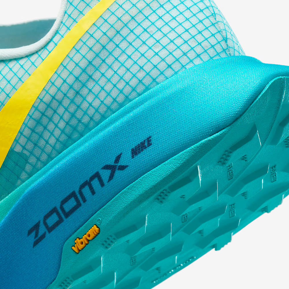 NIKE CALZADO ULTRAFLY - DX1978 301