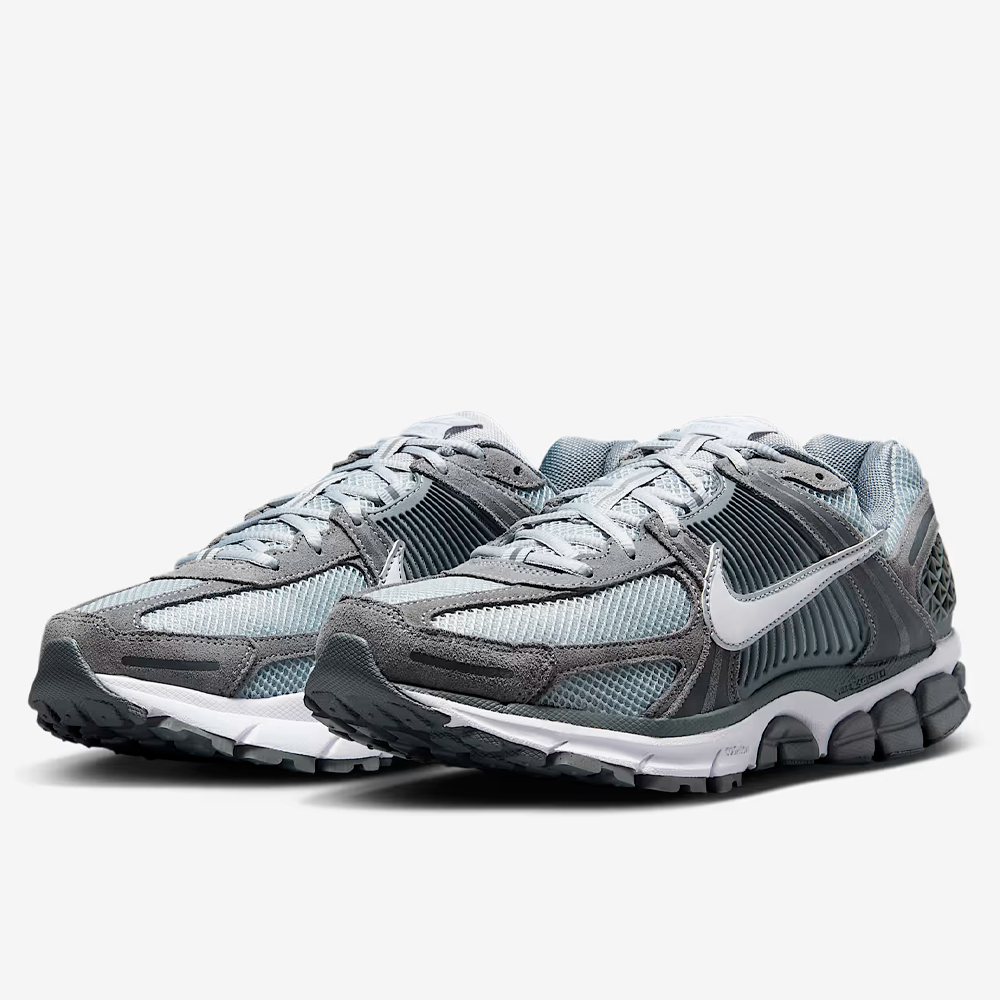 NIKE CALZADO ZOOM VOMERO 5 - HF1553 003