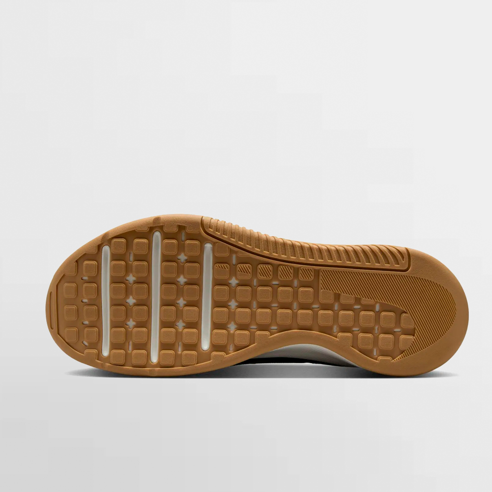 NIKE CALZADO MC TRAINER 3 - FQ1831 012