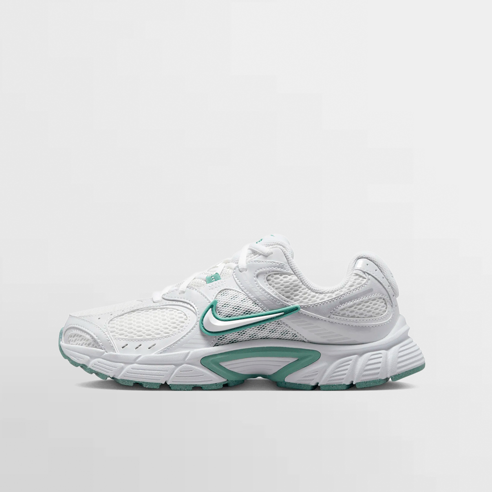 NIKE CALZADO W. V5 RNR - HQ7901 106