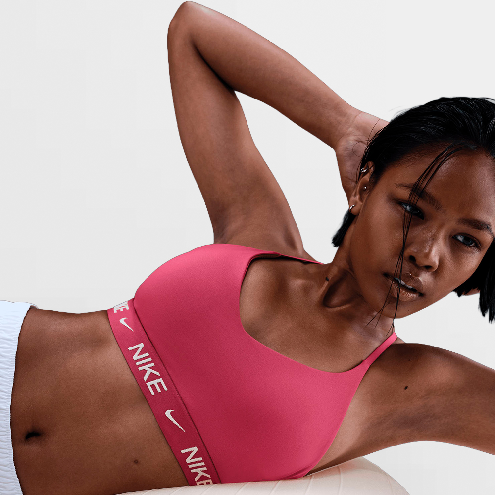 NIKE TOP W. INDY LIGHT SUPPORT - FD1062 635