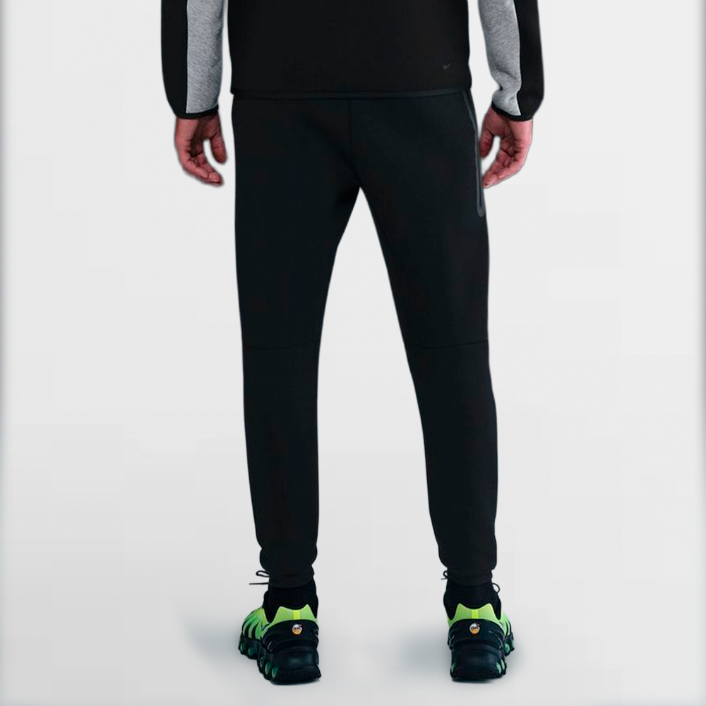 NIKE PANTALON TECH PANT - HV0959 011