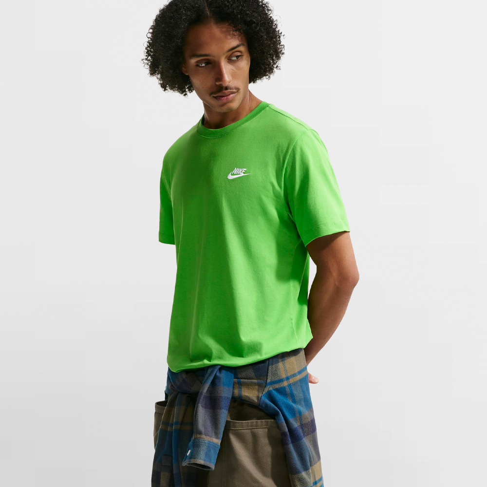 NIKE CAMISETA NSW EMBROIRED TEE - AR4997 311