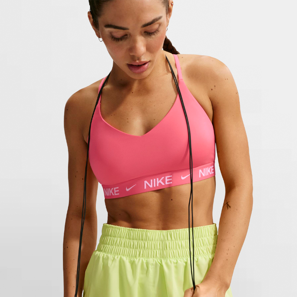 NIKE TOP W. INDY LIGHT SUPPORT - FD1062 897