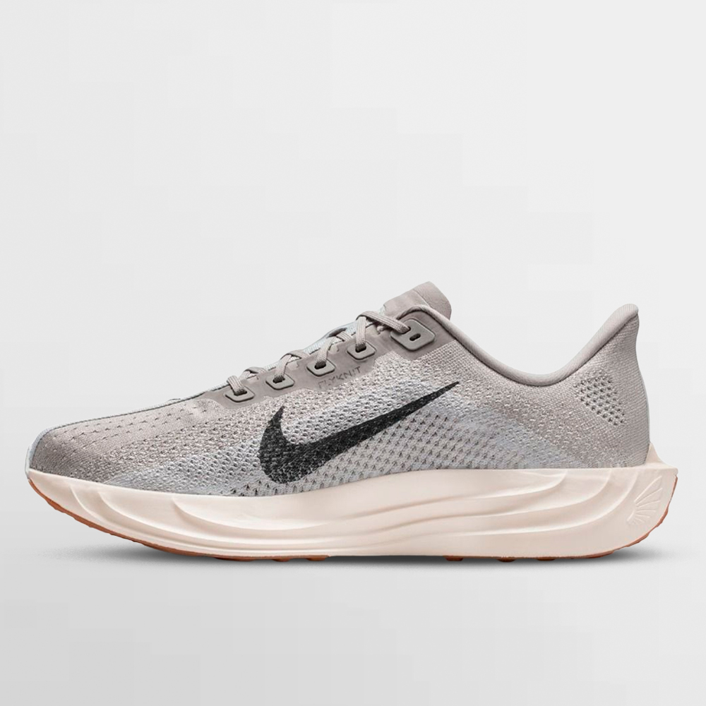 NIKE CALZADO PEGASUS PLUS - FQ7262 010