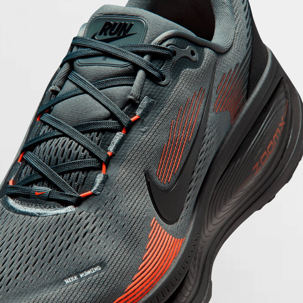 NIKE CALZADO VOMERO 18 - HM6803 011