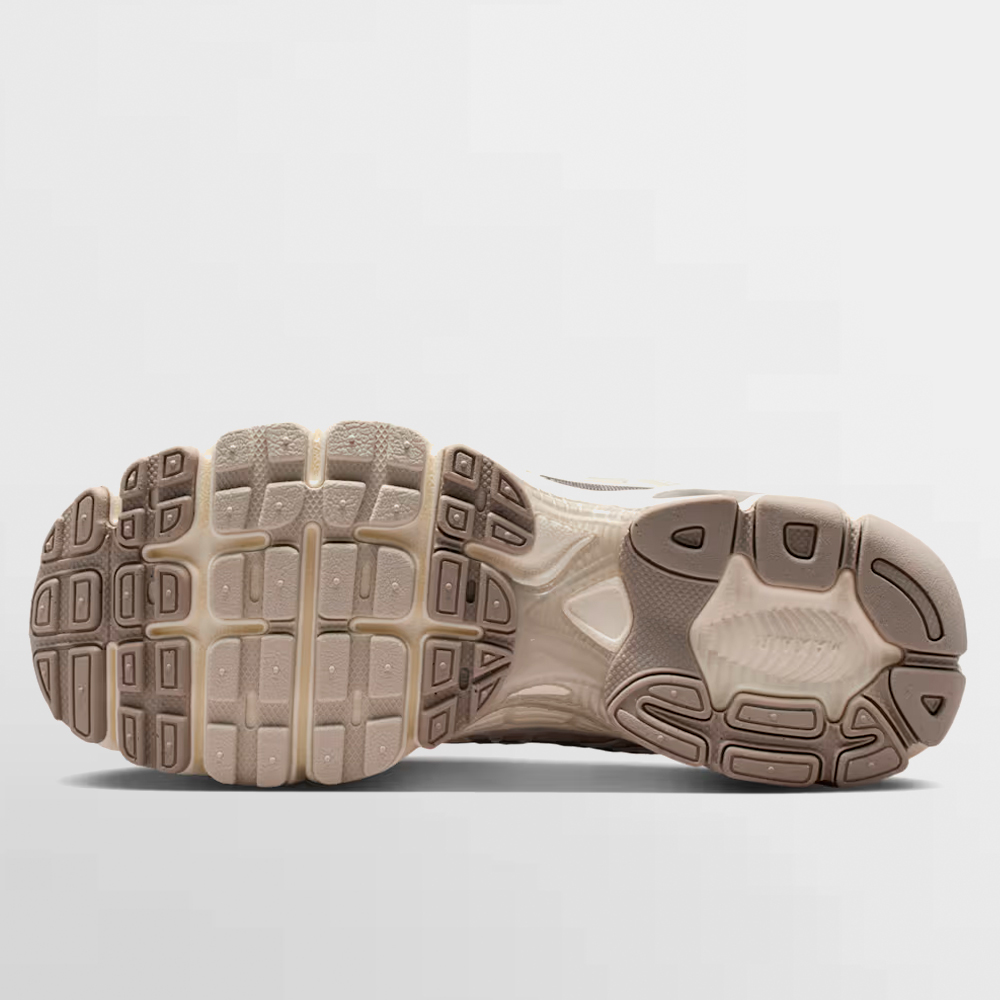 NIKE CALZADO W. AIR MAX MOTO 2K - IQ0272 030