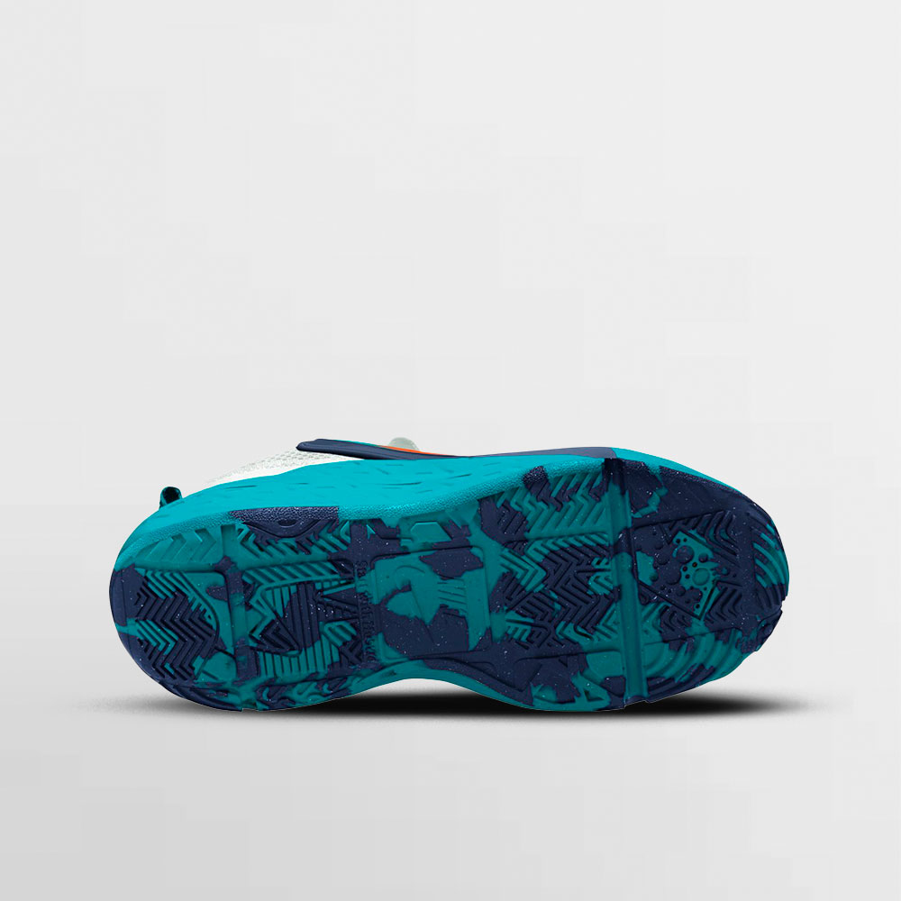 NIKE CALZADO TEAM HUSTLE D 12 GS - HF6279 107