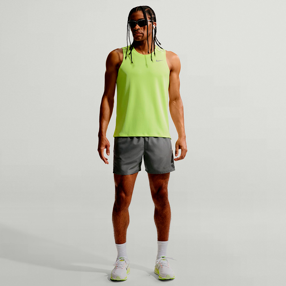 NIKE PANT. CORTO MILER SHORT 5