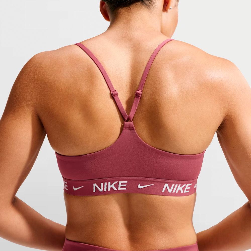 NIKE TOP W. INDY LIGHT SUPPORT - FD1062 654