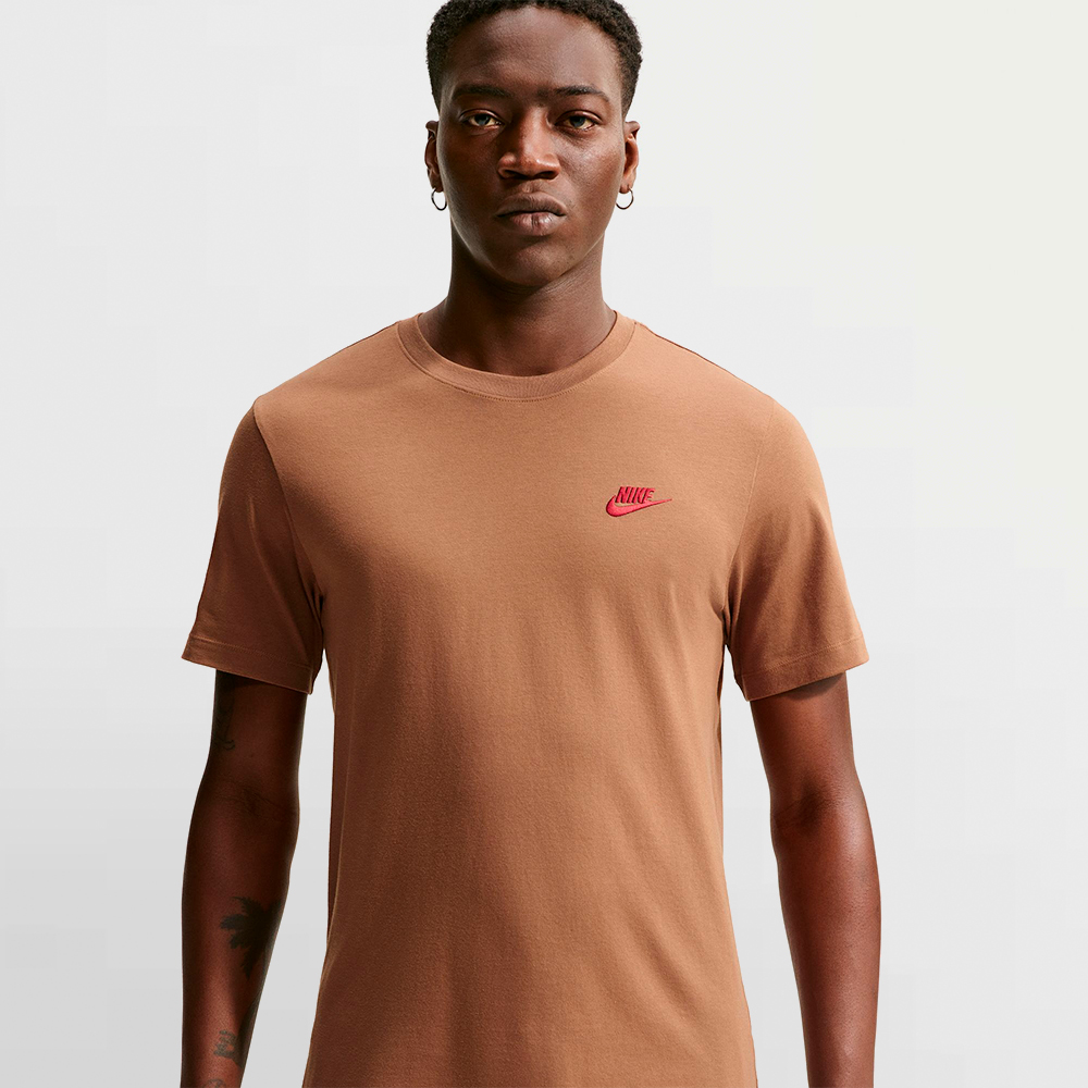 NIKE CAMISETA NSW EMBROIRED TEE - AR4997 270