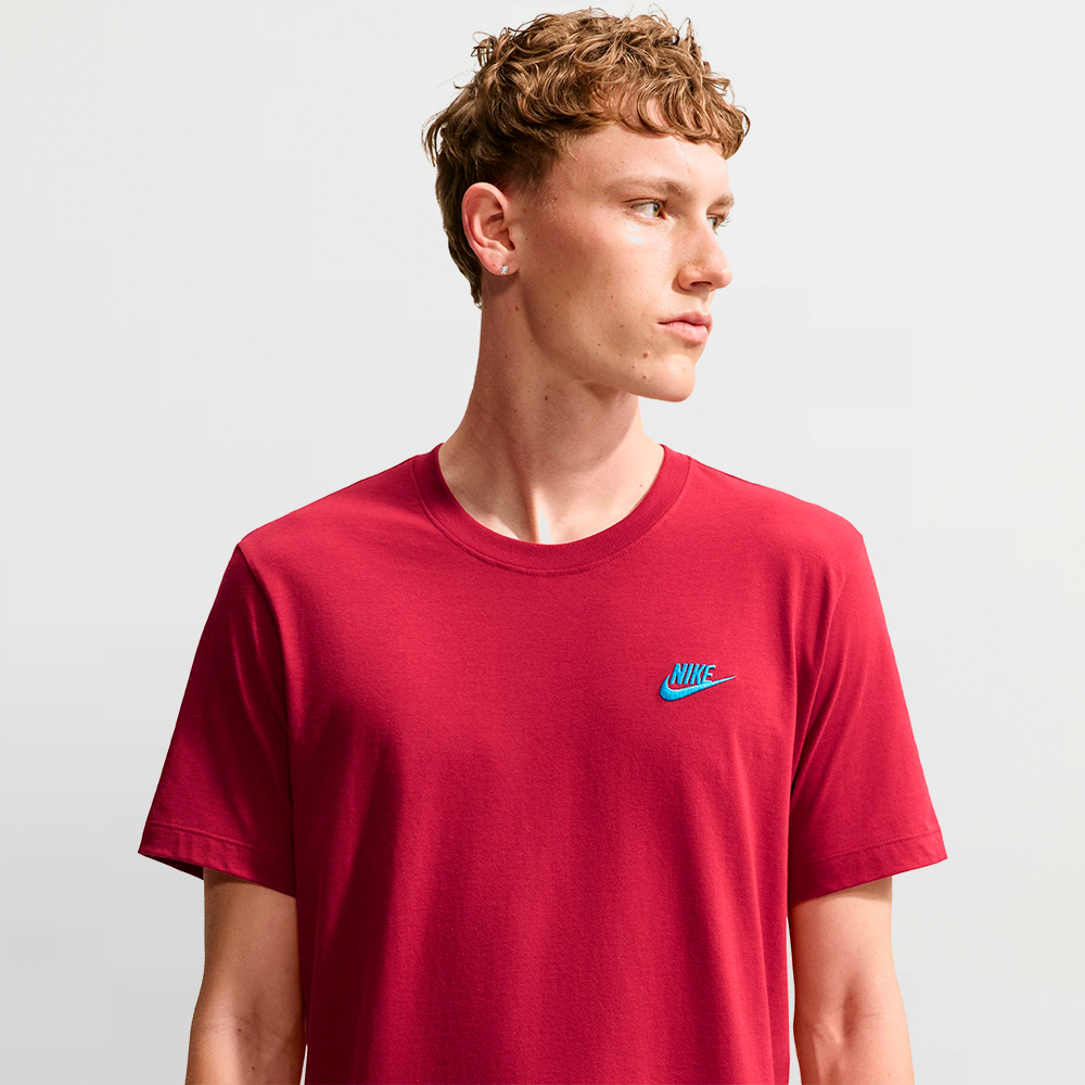 NIKE CAMISETA NSW EMBROIRED TEE - AR4997 608