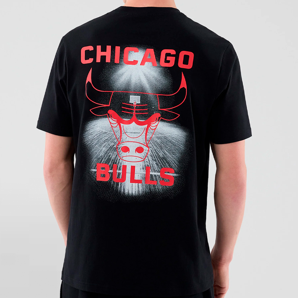 NEW ERA CAMISETA COURT GRAPHC REG TEE (BULLS) - 60897396