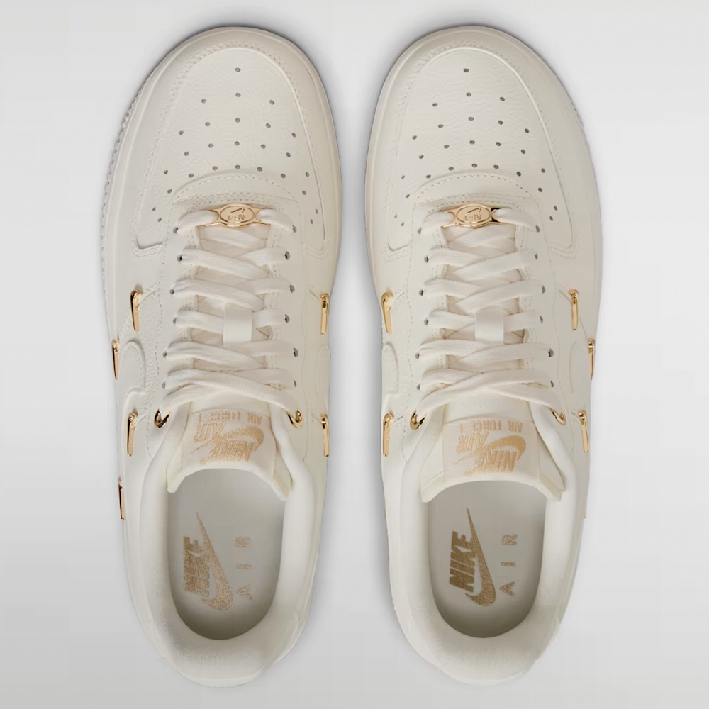 NIKE CALZADO W.  AIR FORCE 1 07 LX - FV3654 111